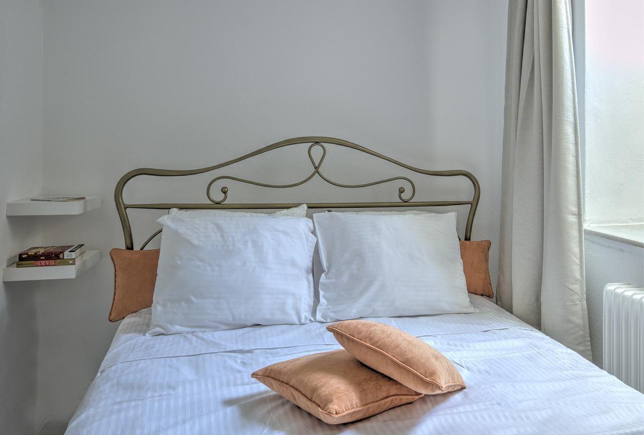 Aria Plaka Residence Атина Екстериор снимка